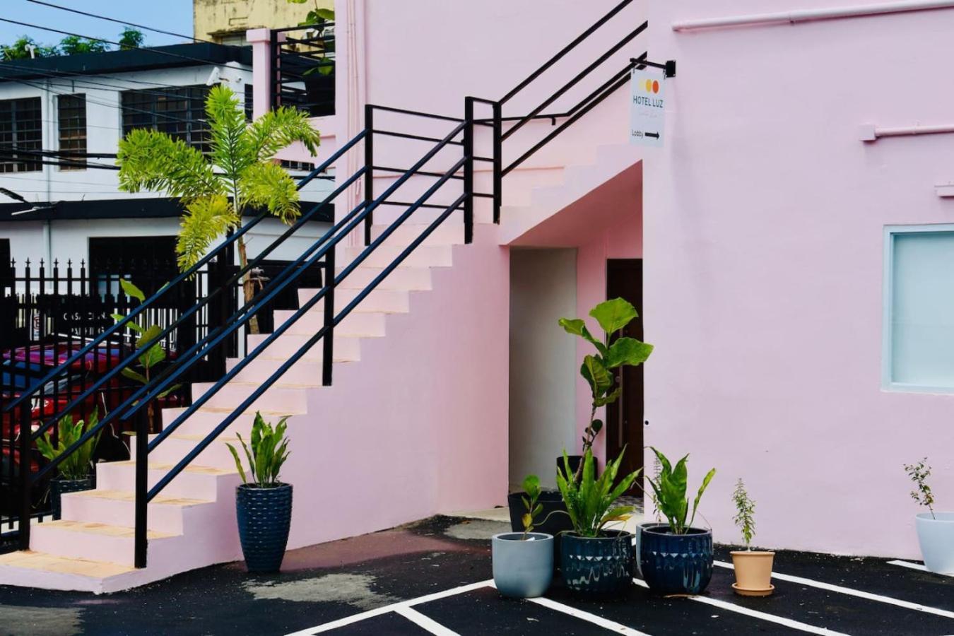 14 Chill Veranda Near Miramar *